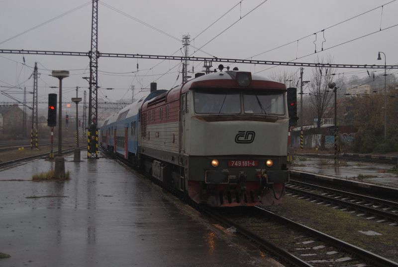 749 181-4 Os9055 Praha Vrovice