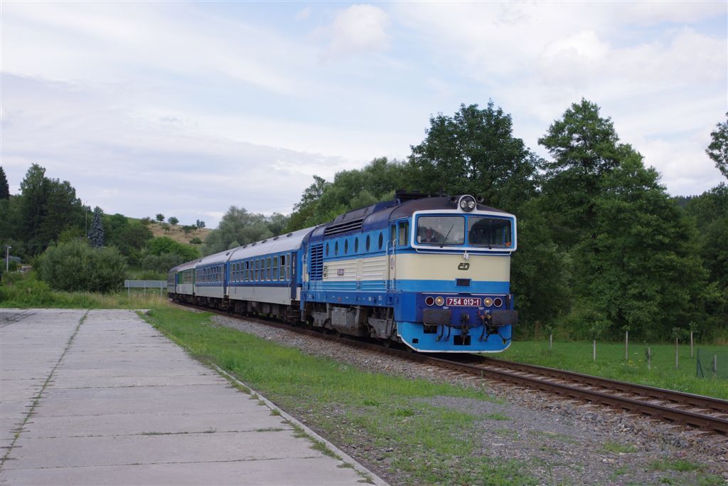 754 013-1, R 708 Hradian, Biskupice u luh.,22.7.2011