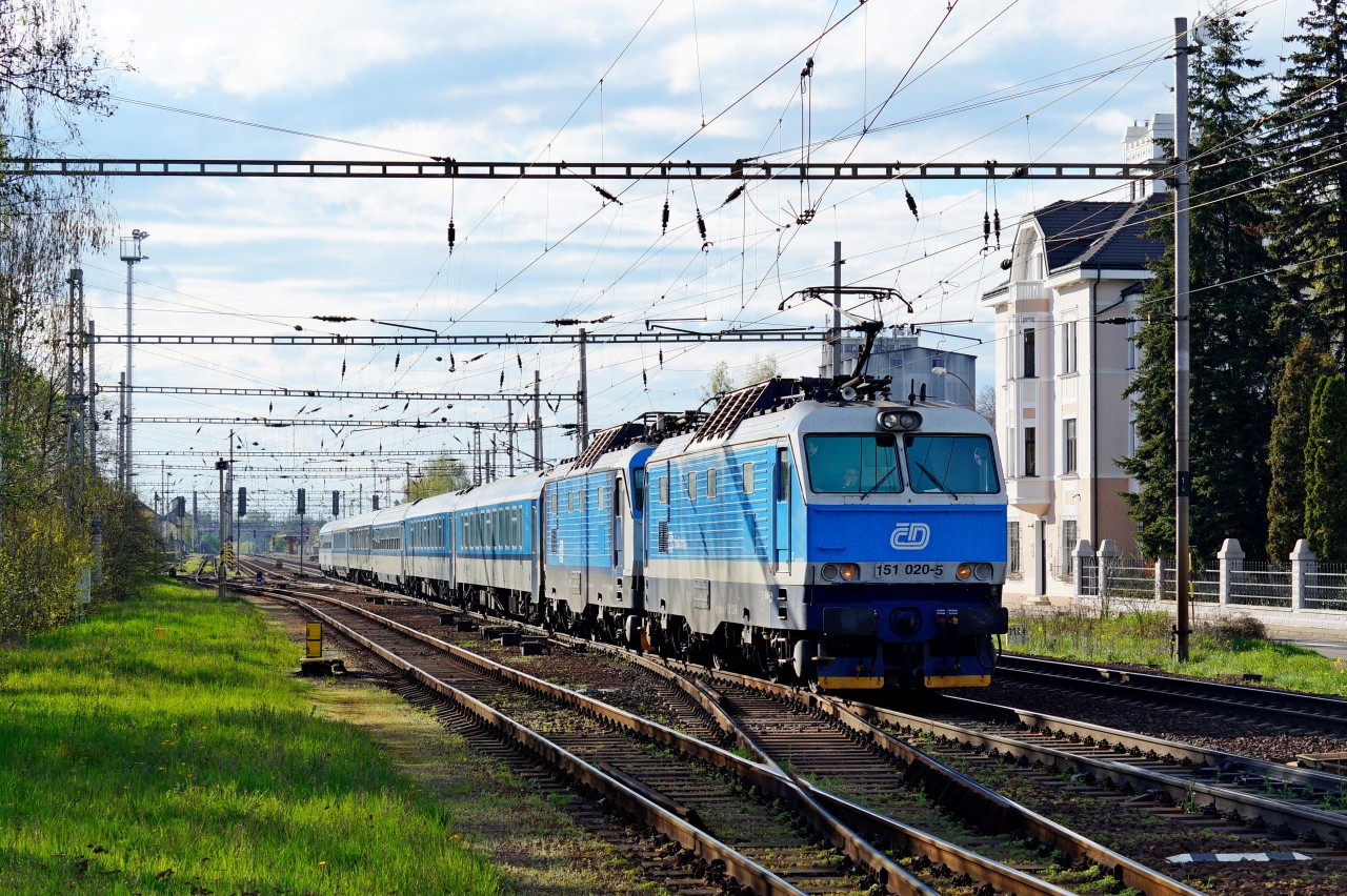 151 020 + 151 004, EC 155, Pelou 16.4.2016