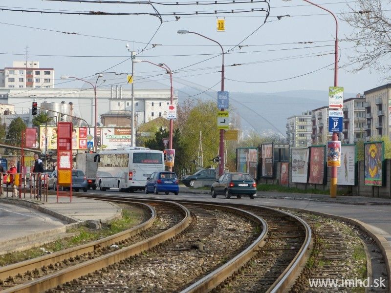 Tu sa aktulne jazd 5km/h