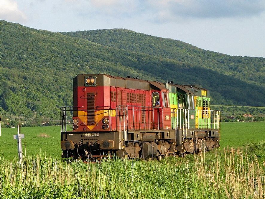 T 448 0718 + T 448-P121_-_14.05.2010-_-LTE SLOVAKIA - Biskupice _ sek Belina - Liakovo