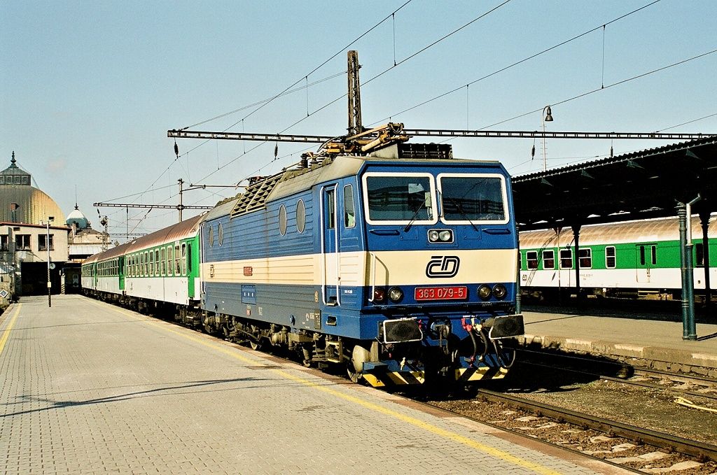 363.079 Plze hln (Os 7807 Plze-Beroun) 9.4.04 