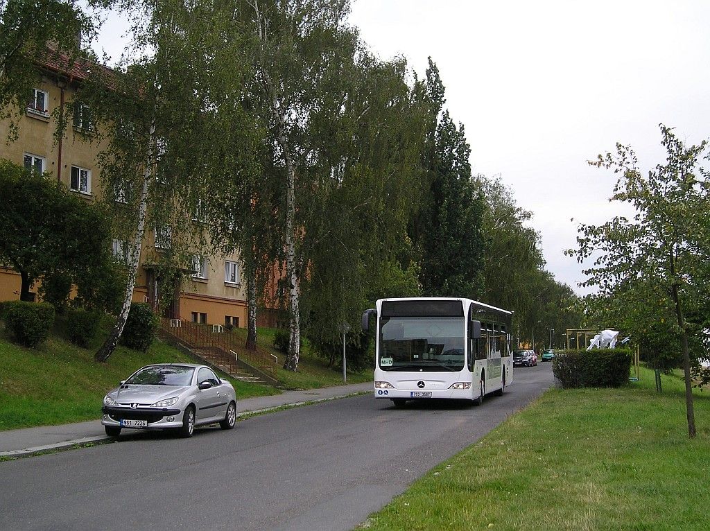 MB Citaro 7S3 3587 v ulici Petra Hrubho na Sdliti KD. 5.8.2009