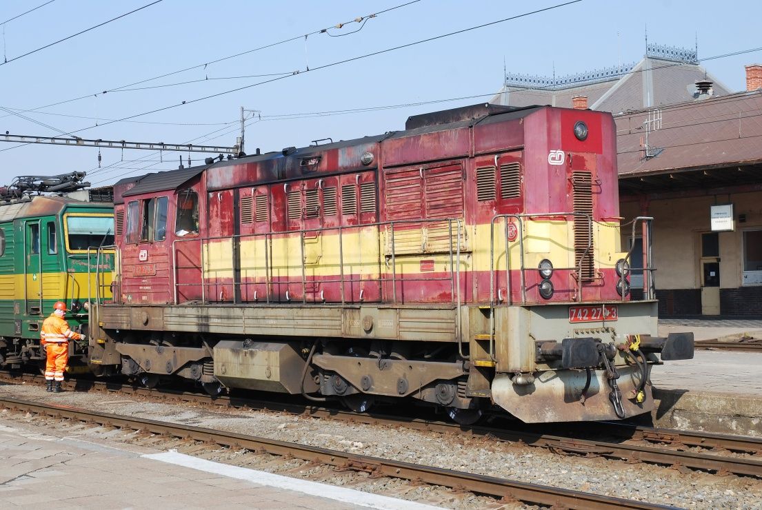 T 466 2279 + E 499 3074_-_28.02.2011-_-st.Perov.