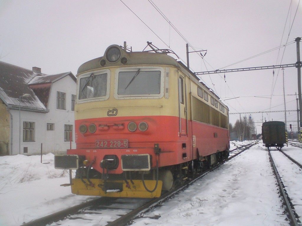 242 228-5, Horn Cerekev, 6.3.2010