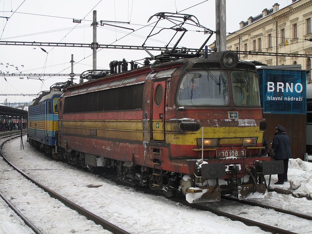 230.108+362.161(KO) s R 736, Brno hl.n.