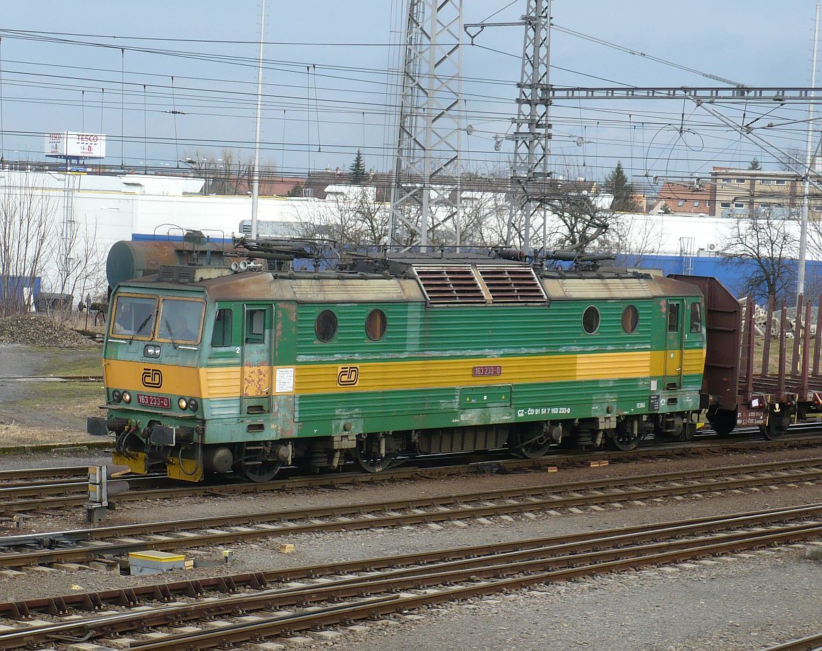  163 233 D, vjezd vl. 60042, Opava vchod, 2.3.2015