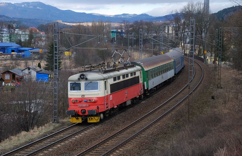 242 267-3, Os 7016, Ostrov nad Oh, 29.2.2012