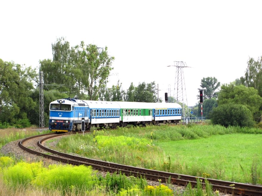 750.718 -9, R 907, 1.8. 2012, bludovsk triangl