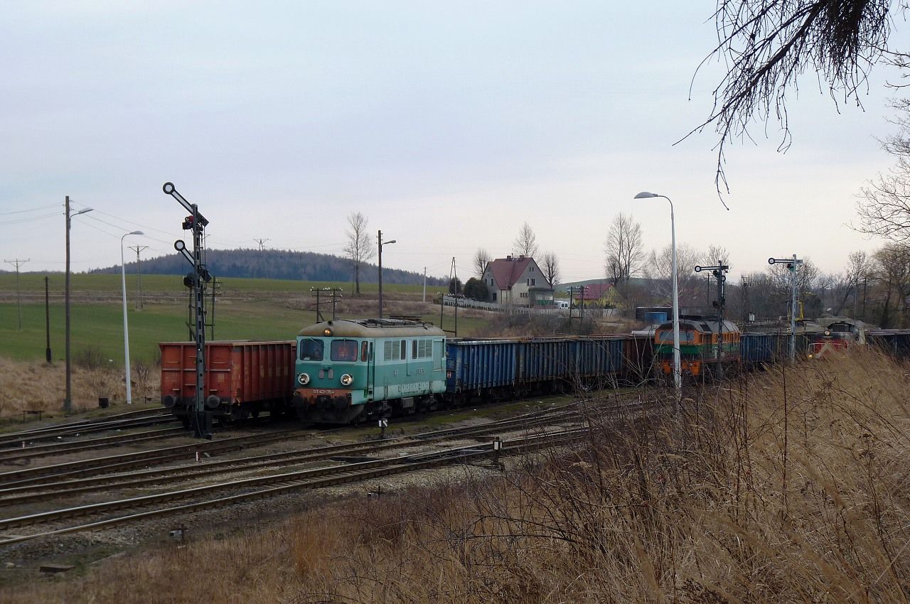 ST43-354, Piawa Grna, 18.2.2014, foto.Vojtch Gek