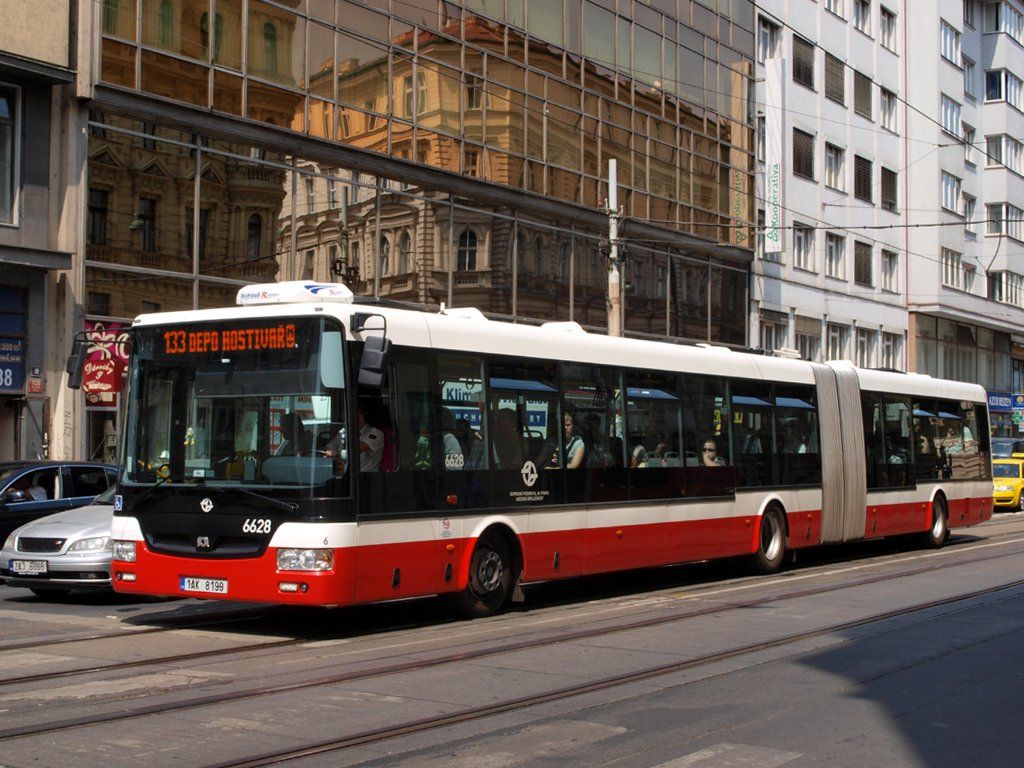 1AK 8199 (6628) - SOR NB18 City - 1. 7. 2010 - Praha, Dlouh tda