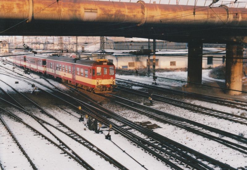 Motorov vz . 842 024-2, Os 5403, HK hl.n., dne 11.prosince 1998