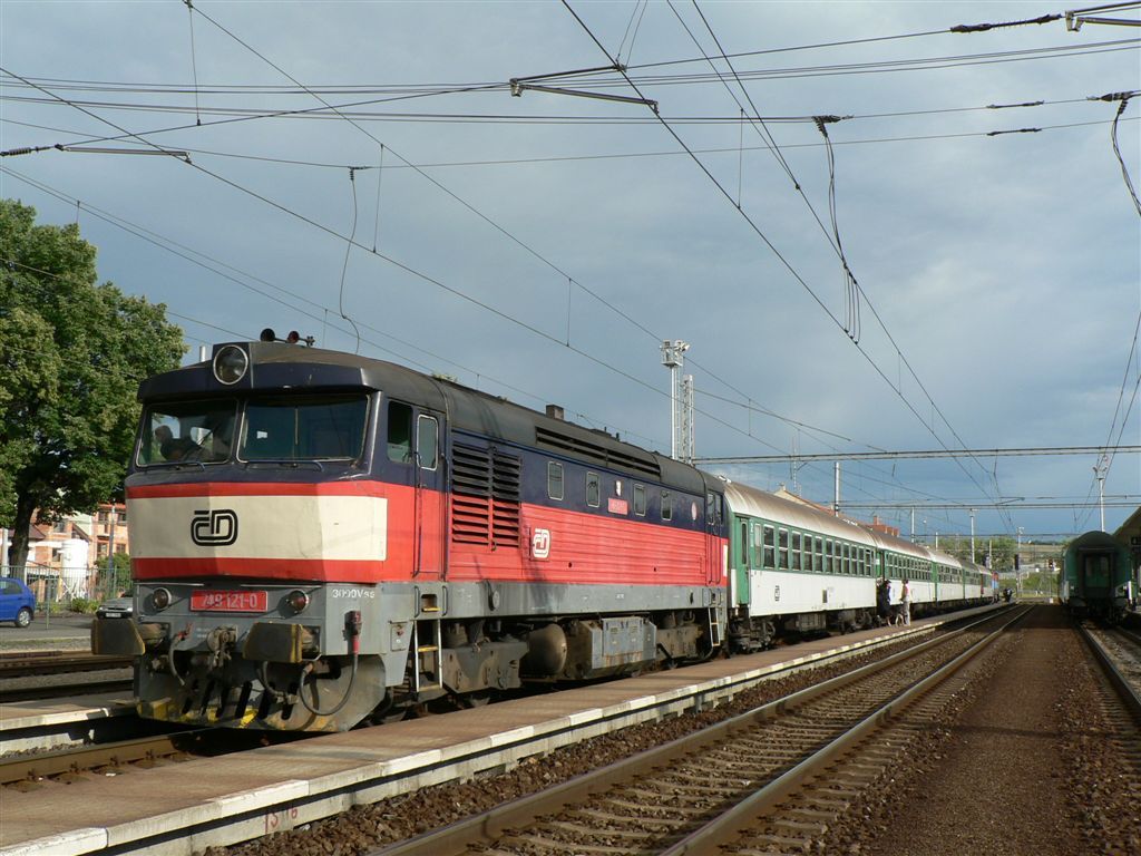 749 121-0, Os 14237pk, Otrokovice, 9.7.2008