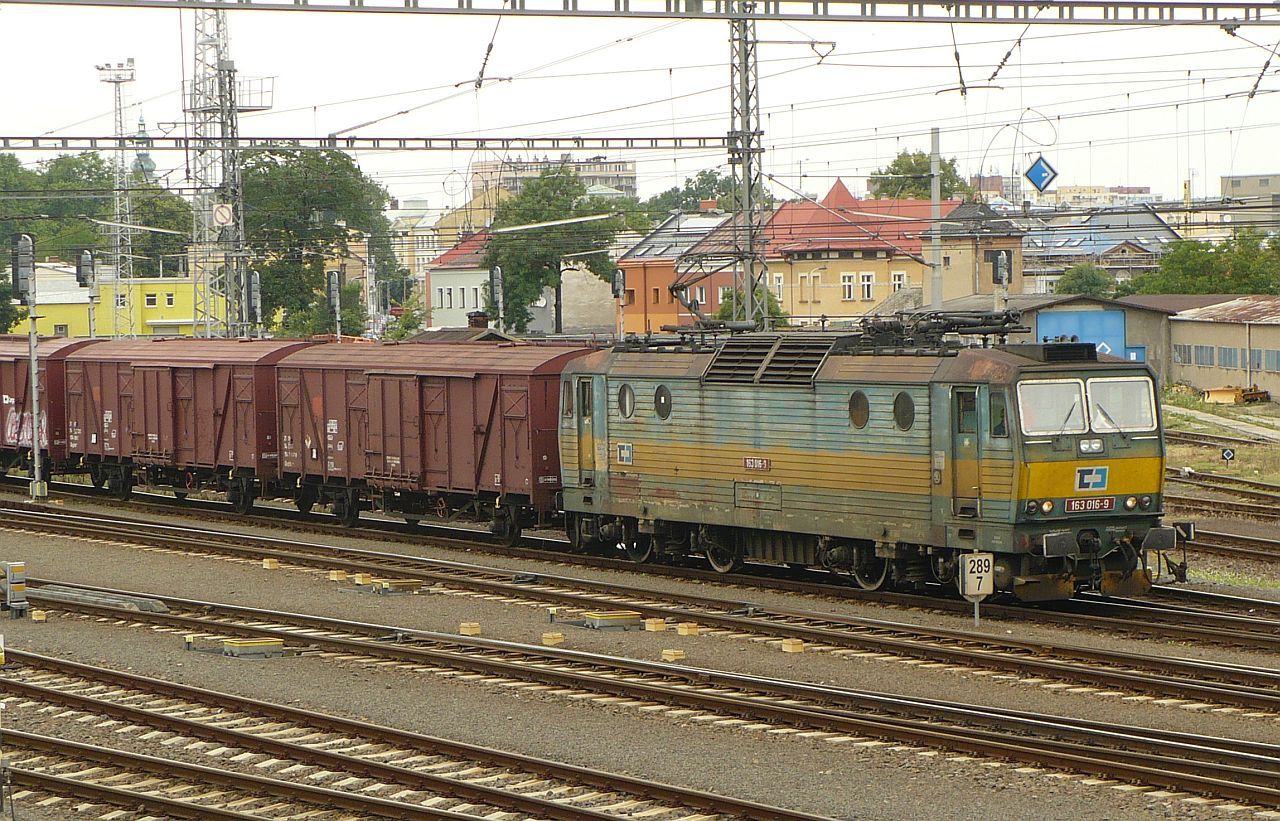 odjezd vl. 60041