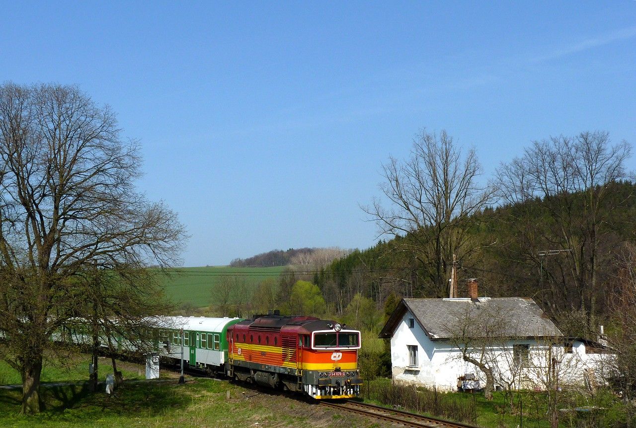 754.076 , Branky (u statku) , 24.4.2010 ,foto: Vojtch Gek