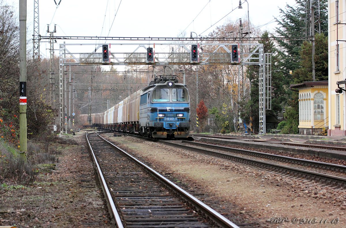 240057-0 s Pn 148518 - 20 voz s Innofreighty do Poerad