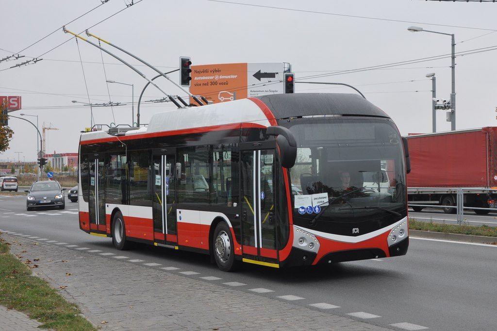 Trolejbus koda 32 Tr s karosri SOR pro Opavu. Plze, Folmavsk, 8.10.2018