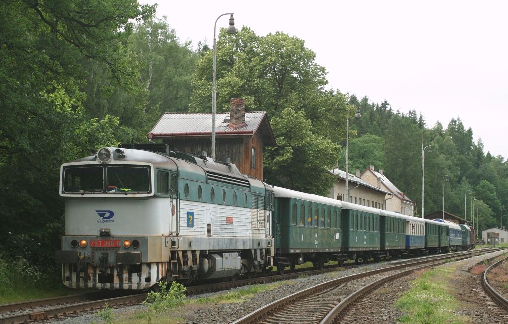 753 306-0 Milotice nad Opavou(16.6.2007,foto-Tom Hegar)