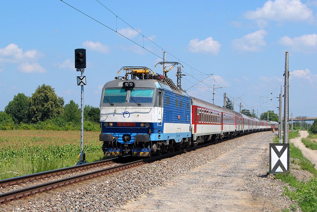 350.012-1, R 604 Dargov, Ilava, 02.08.2012