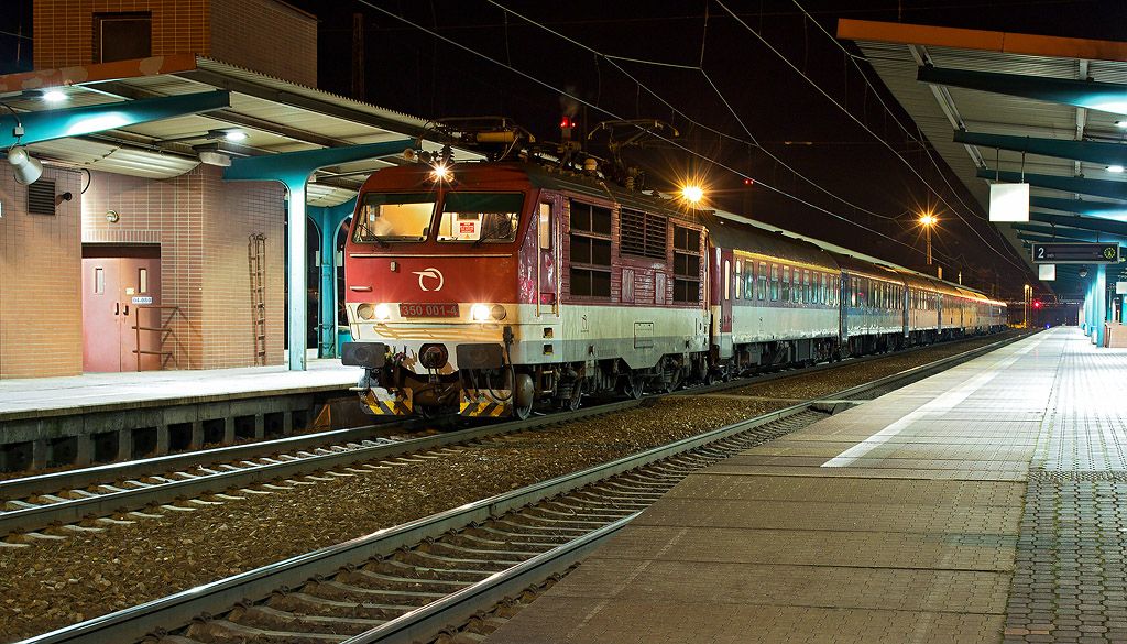 350.001 -4, IC 561 ohaj, 14.1. 2015, Pardubice hl.n.