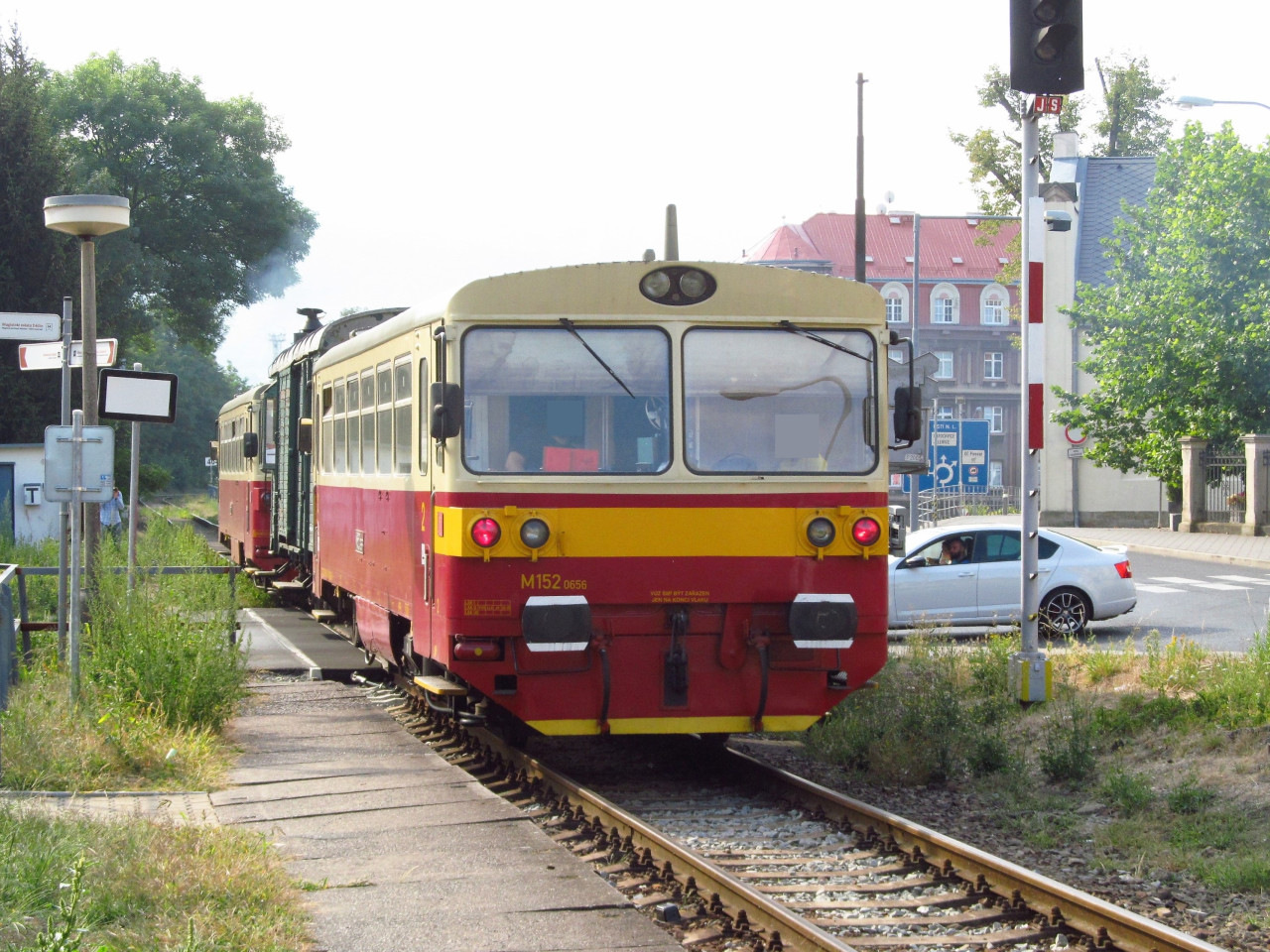 Prvn ze ty spoj z Telnice do Dna odjd ze zastvky Dn zast., 14. 8. 2022