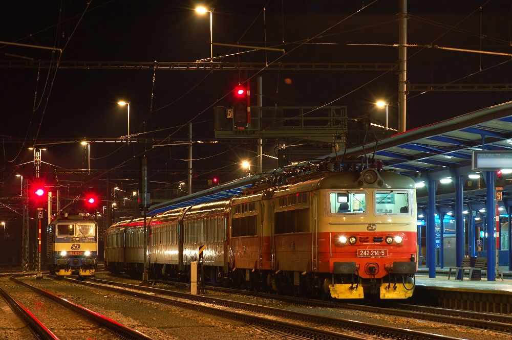 242 214+274 Beclav 7.1.2012