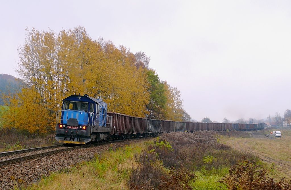 Teplice nad Metuj :  742 048 na postrku Pn 48262