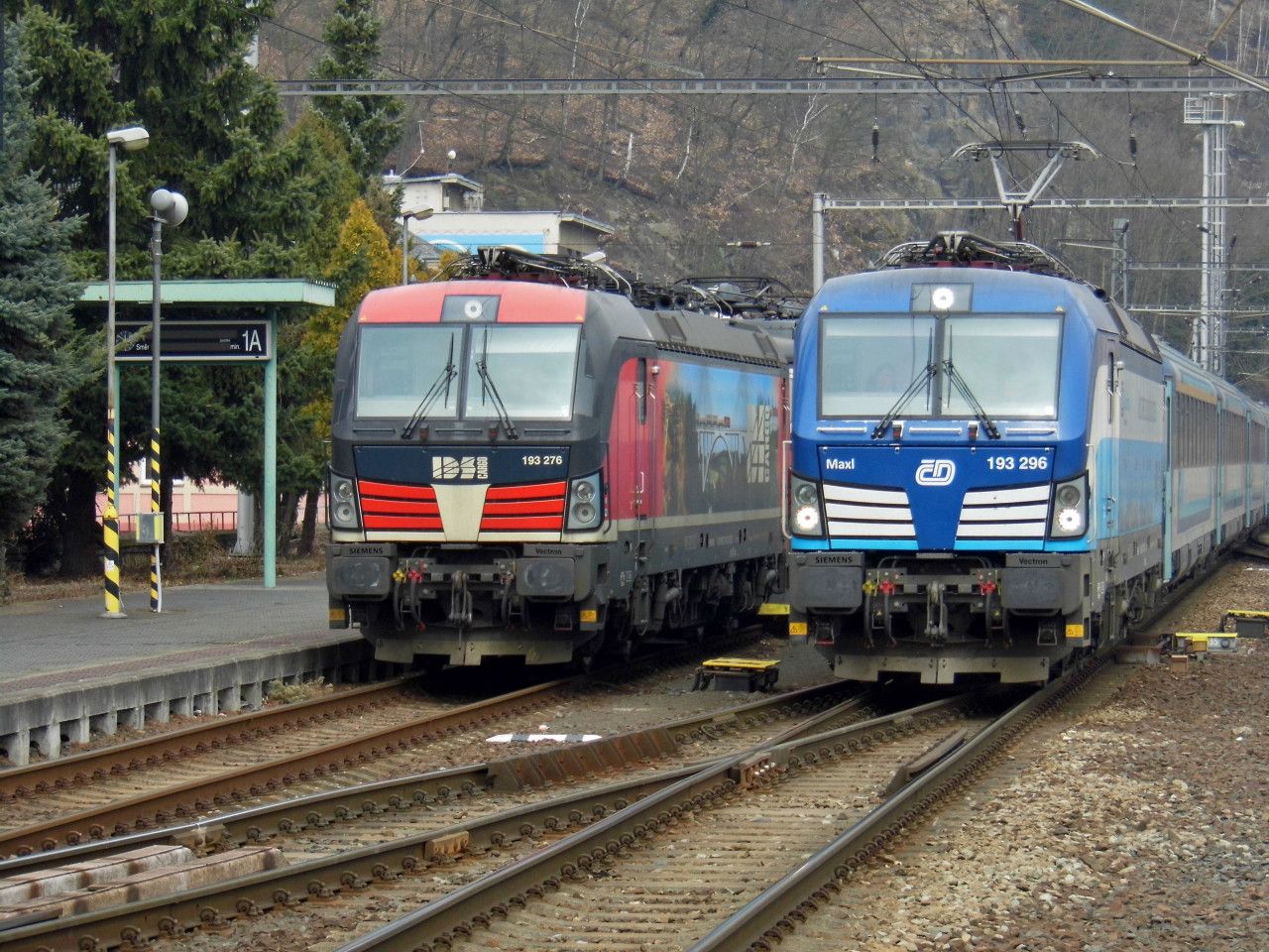 193 276, 296 EC 173 Berliner - Dn-hlavn (17. 3. 2022)