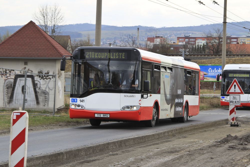 Ev.. 141 u m zase reklamu. Na ZOO Ostrava