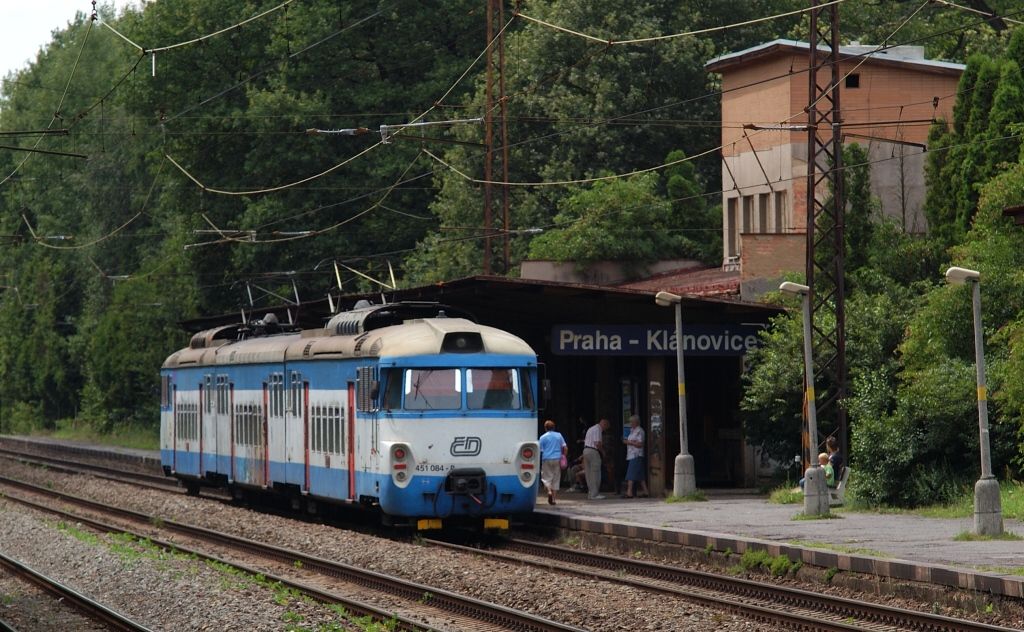 451 054/64  Os8842  Praha Klnovice