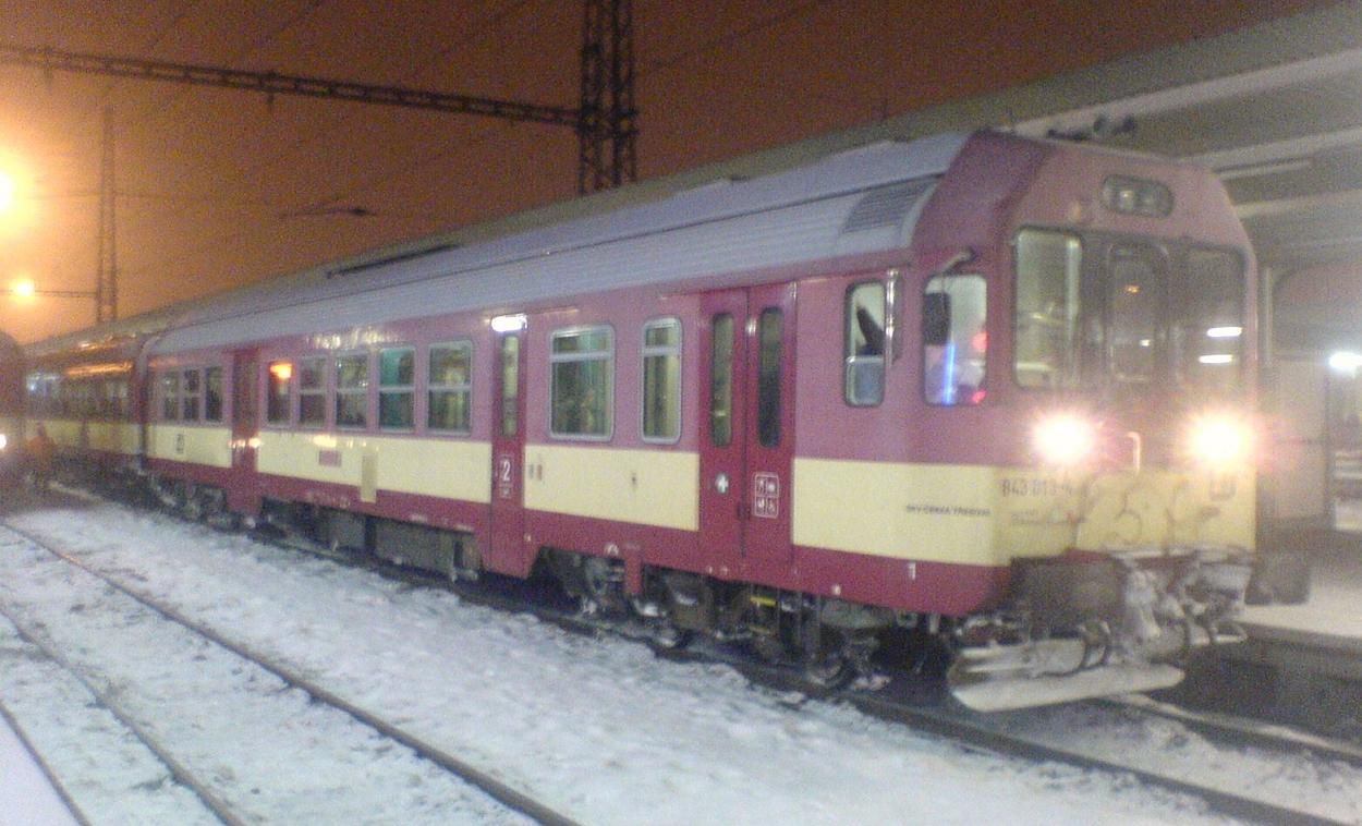 843 013, R  994 , Pardubice hl. n.,12.02.2010