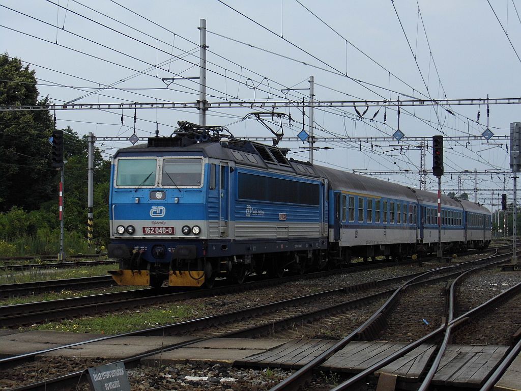 162 040 R 785 Lys nad Labem (11. 7. 2014)