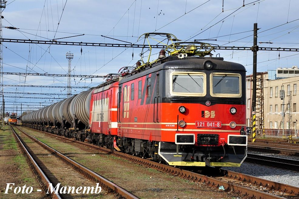 121 041,140 094 - 28.10.2013 st Pardubice