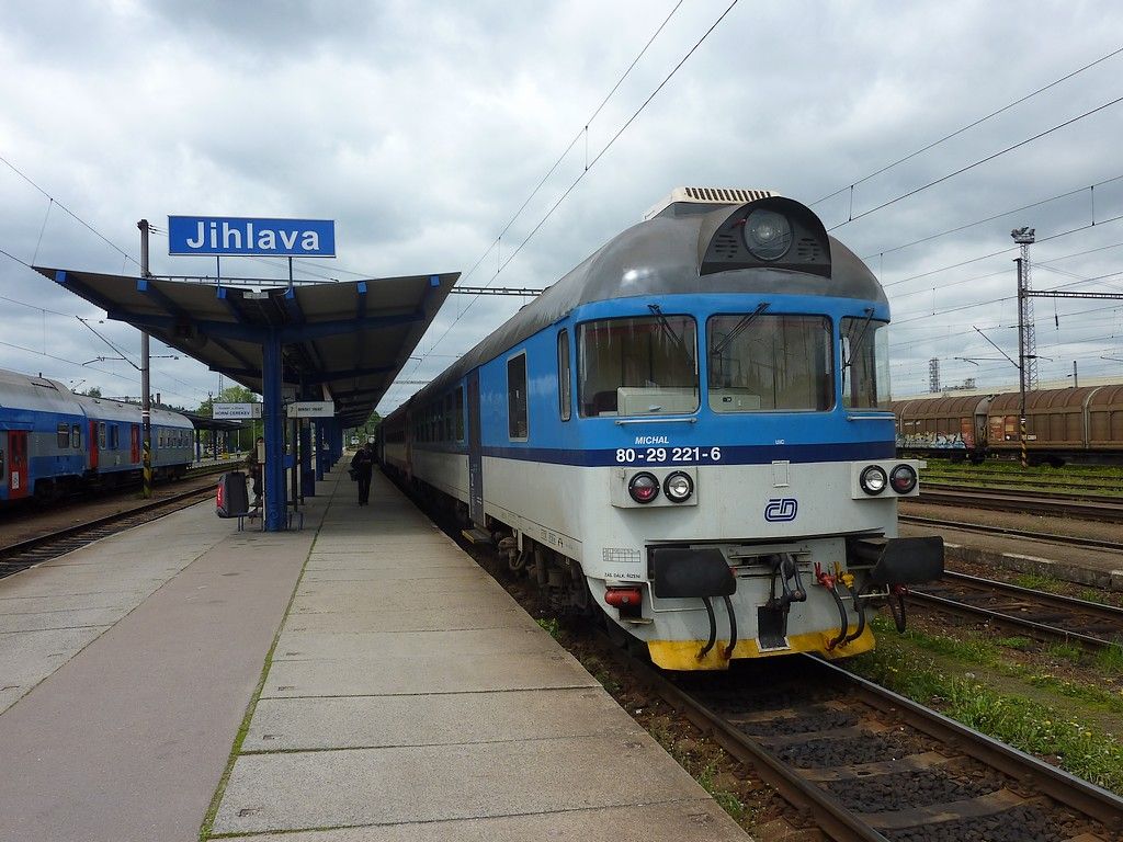 954 221-6, Os 4810/4875, Jihlava, 17.5.2010