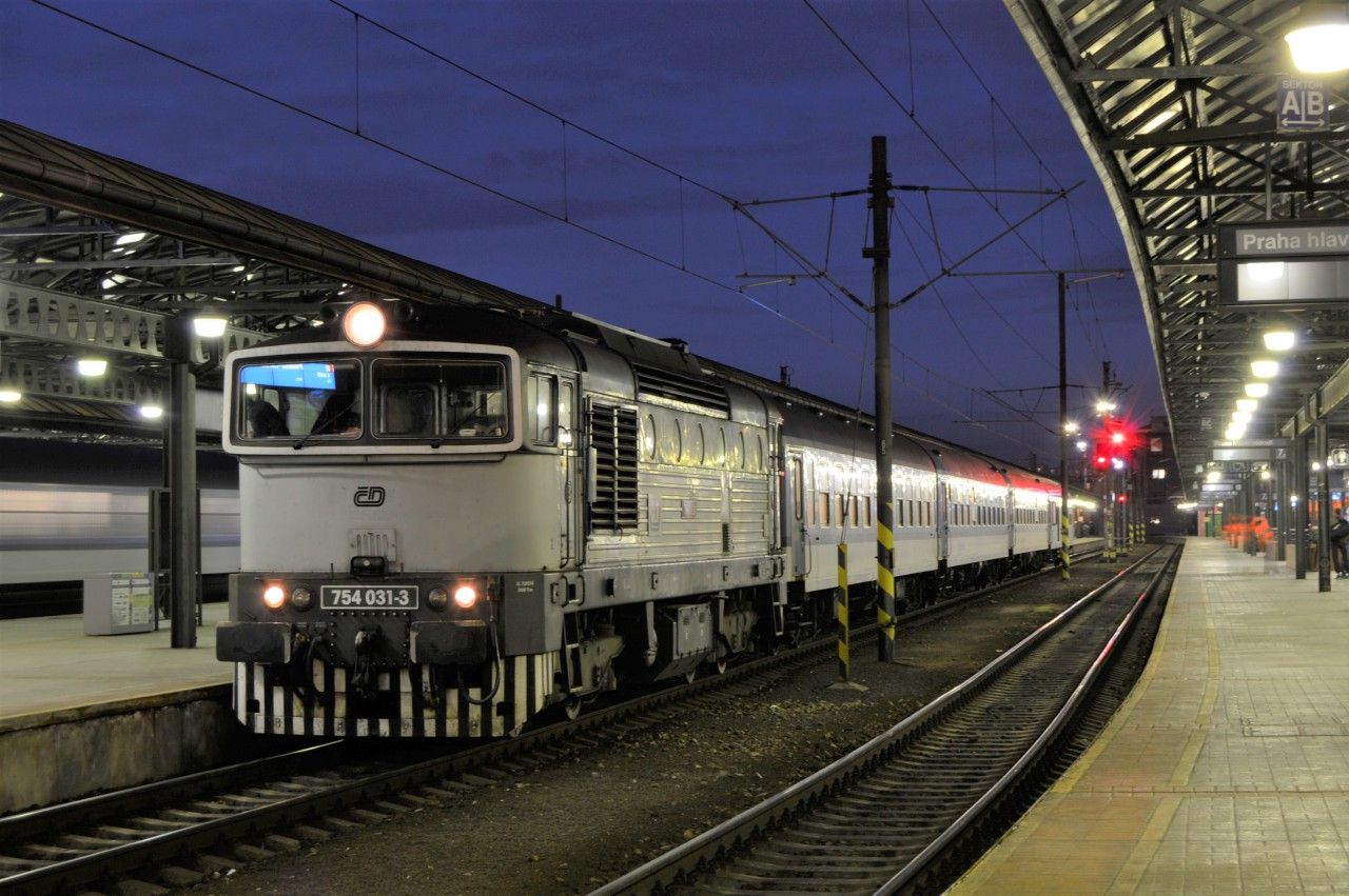 754 031 R 1149 Kamenice - 11.3.2017. Praha hl.n