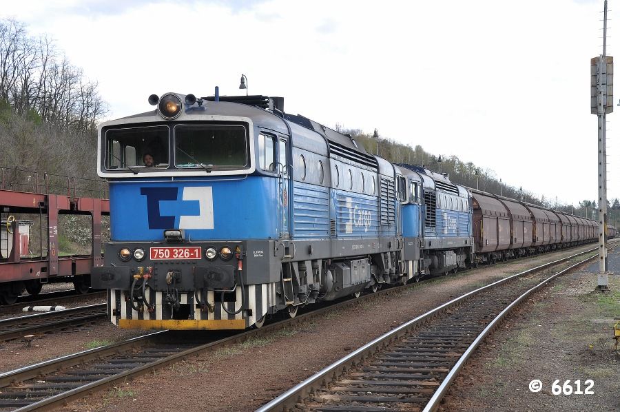 750.326+330, Mlad Boleslav hl.n., Pn 1.nsl.64673, 24.3.2012