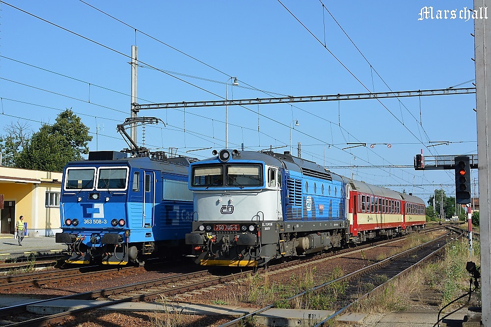 363.508-3 & 750.705-6_-_28.07.2013-_-SOKV .Budjovice & DKV PRAHA - PJ Vrovice_st. Zliv - R 1255.