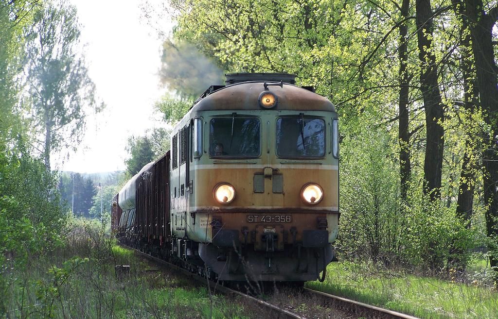 Mezimst - ST 43-358 s Pn do Walbrzychu ( 10 voz )