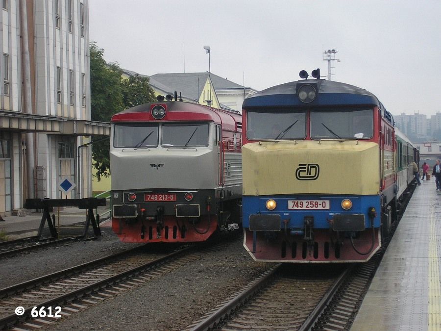 749.213 vedle 749.258 v Turnov dne 29.9.2005