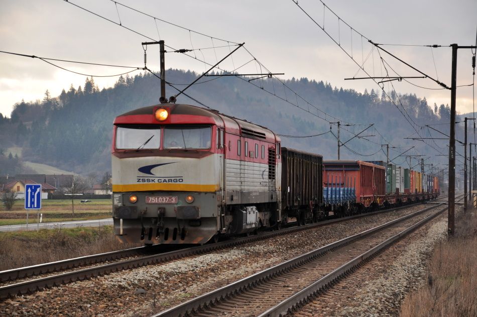 751 037-3 Plevnk-Drienov 5.12.2013