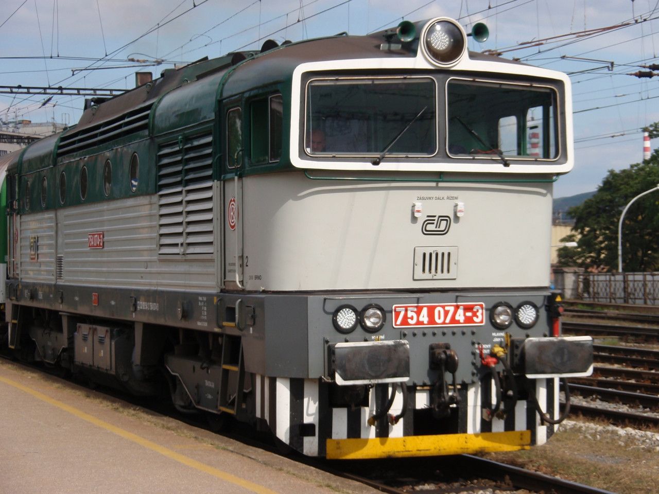 754 074 R 662 Brno Hl.n.23.9.2011.