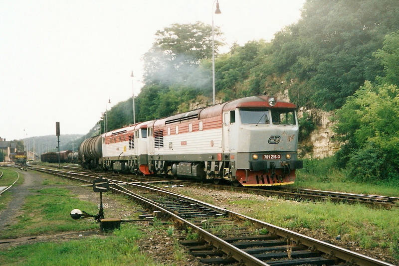 751.216+186 Bakov nad Jizerou 30.7.02