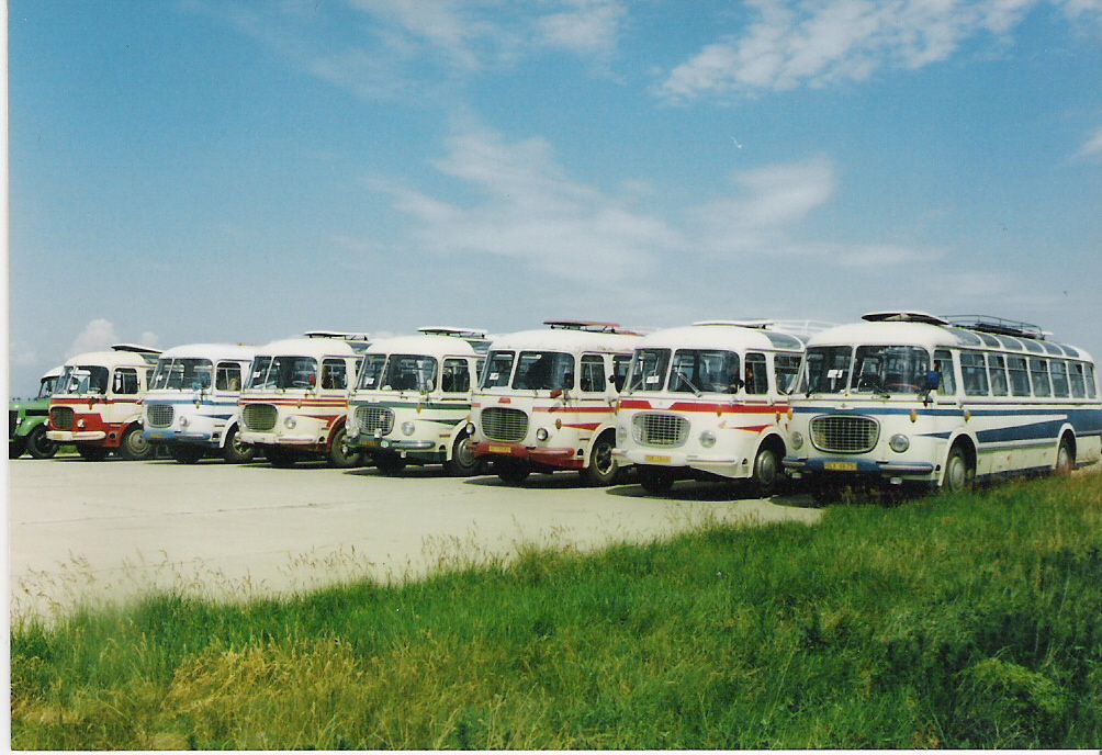 Hned prvn stoj ten, co se snad uchoval na Jihu.. Panensk tnec.