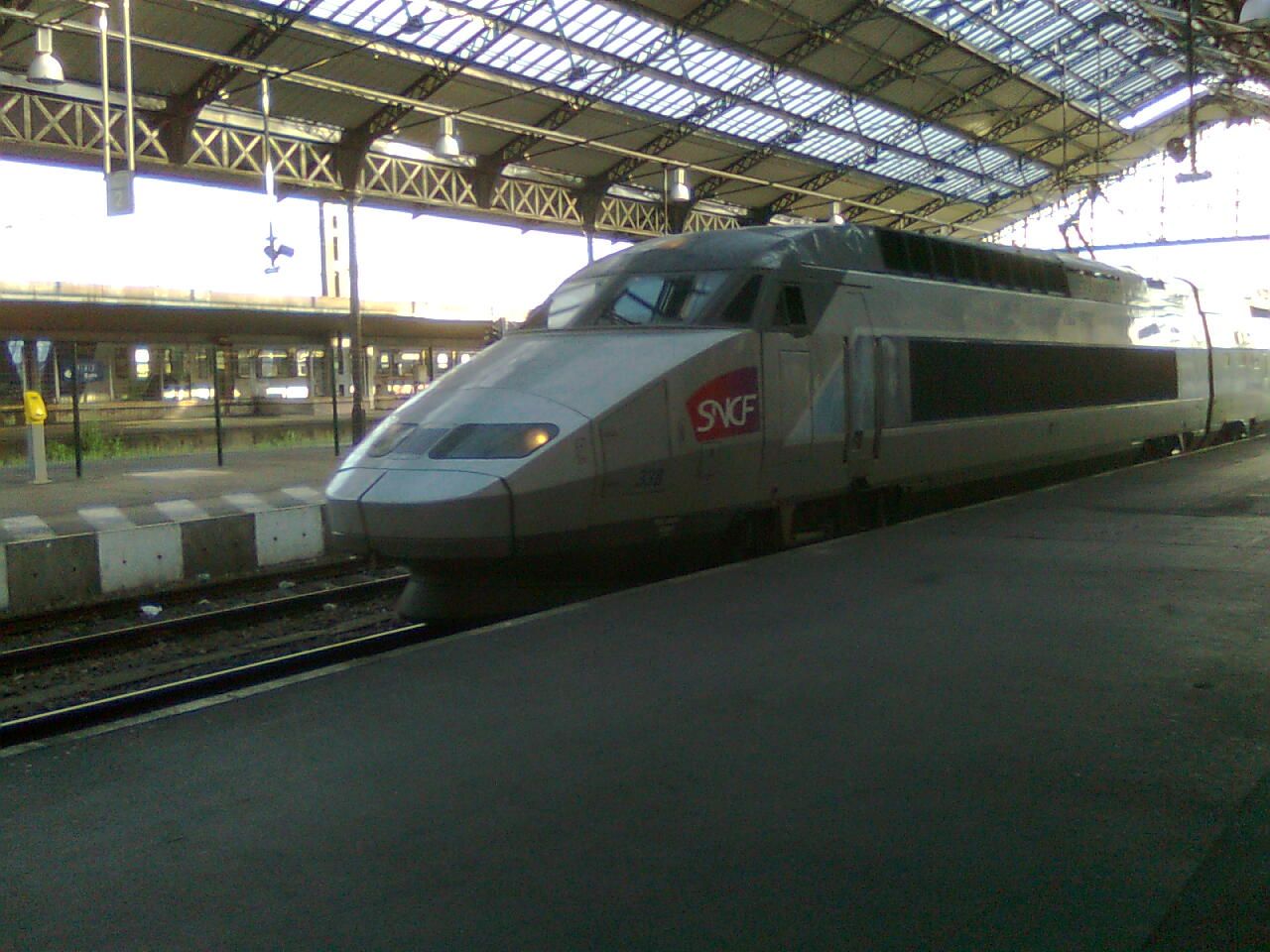 TGV prijizdi do Hendaye