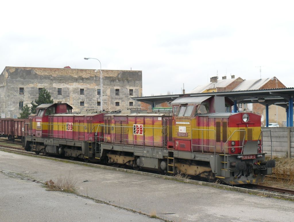 730 634-3+730 635 Krom(9.1.2012,foto-Ale Krka)