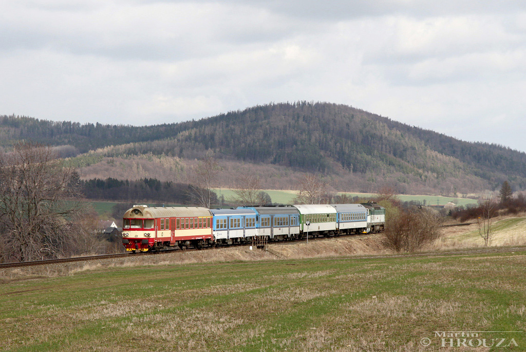 80-29 219-0, R1123, Ztor - Brantice