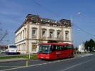 Nov Jin, Autobusov ndra