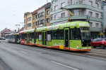 Netradiční tramvajová souprava IN 2/2 č. 361 a  Vario plus 337. Plzeň, Klatovská třída, 08.12.2021