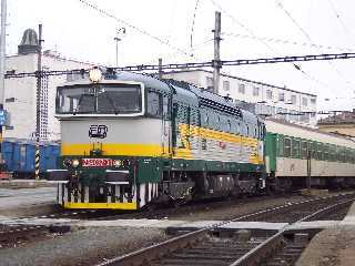 754037