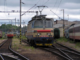 340 062